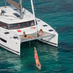 Catamaran Fountaine Pajot Lucia 40 French Riviera 12