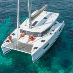 Catamaran Fountaine Pajot Lucia 40 French Riviera 3